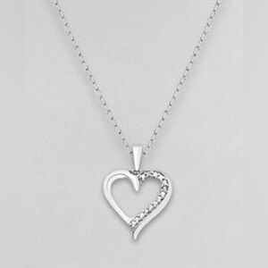 NWT Diamond Heart Necklace in Sterling Silver